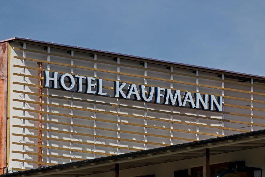 Hotel Kaufmann Roßhaupten Eksteriør bilde